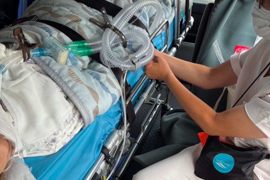 看護師同乗の搬送